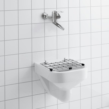 Geberit Publica slop hopper