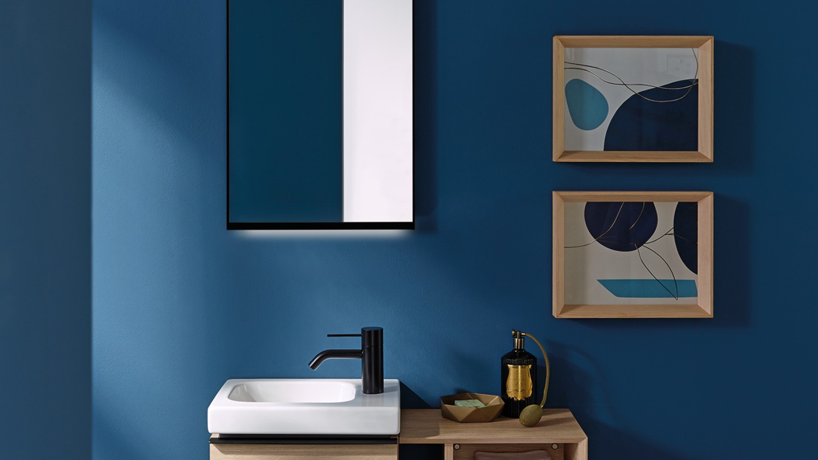 Les zones de mouvement et de circulation sont particulièrement importantes dans les petites salles de bains.