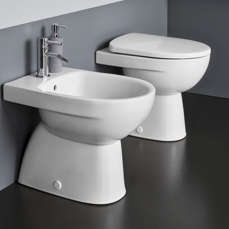 Selnova floor-standing WC and bidet Selnova floor-standing WC and bidet