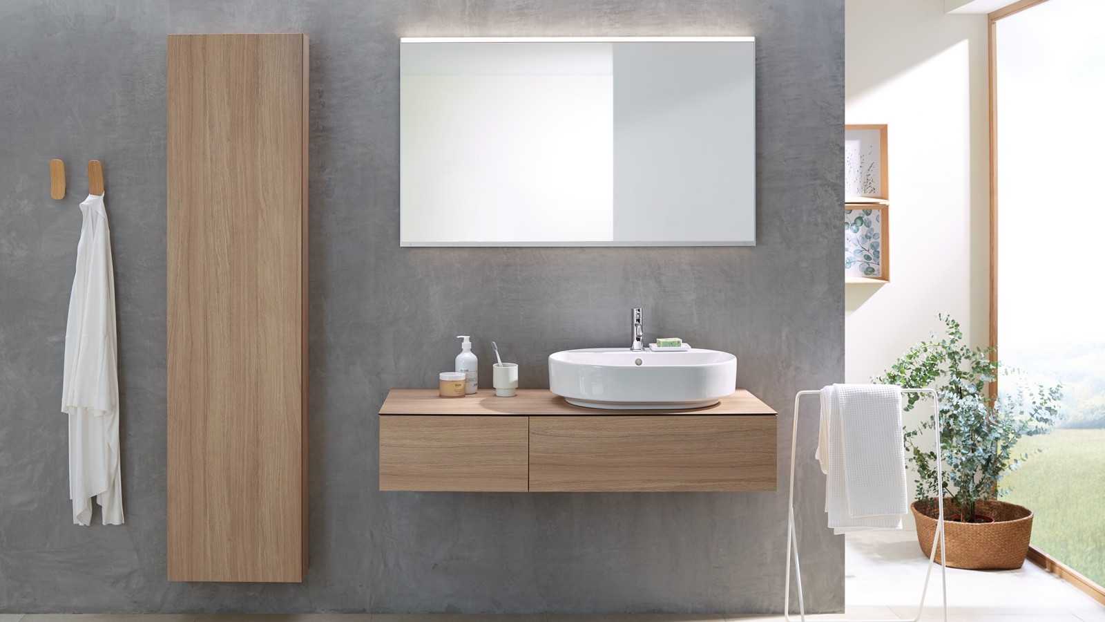 Bathroom with Geberit Variform washbasin and funiture Bathroom with Geberit Variform washbasin and funiture