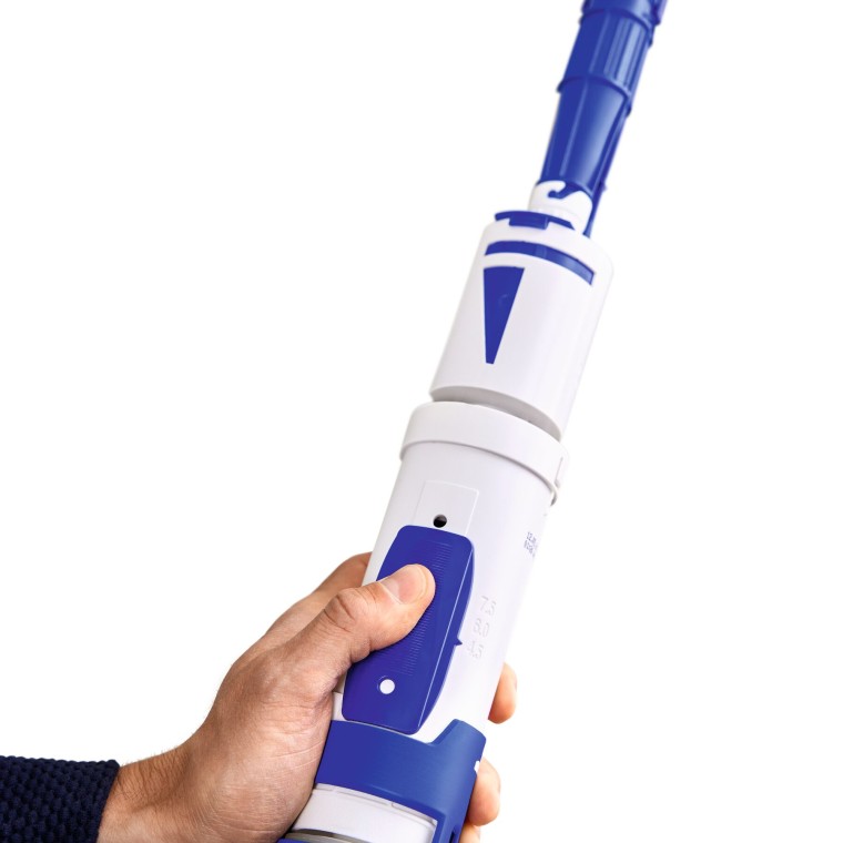 Setting the large flush volume with the Geberit type 208 flush valve (© Geberit) Setting the large flush volume with the Geberit type 208 flush valve (© Geberit)