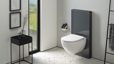 Bathroom with Geberit Monolith sanitary module (© Geberit)