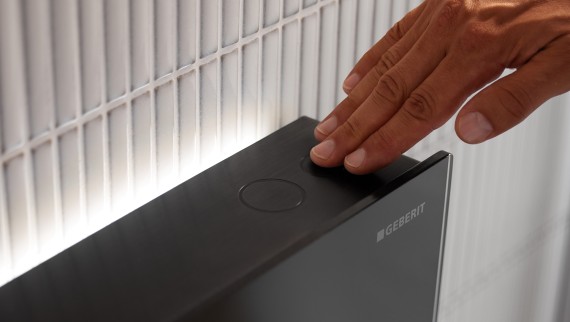 Module sanitaire Geberit Monolith avec source lumineuse (© Geberit) Module sanitaire Geberit Monolith avec source lumineuse (© Geberit)
