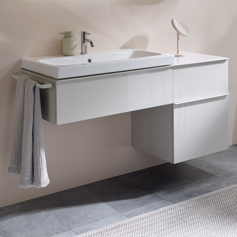 Geberit iCon washbasin cabinet in white with handle Geberit iCon washbasin cabinet in white with handle