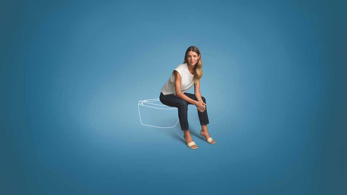 Illustration montrant une femme et un WC Geberit AquaClean Alba Illustration montrant une femme et un WC Geberit AquaClean Alba