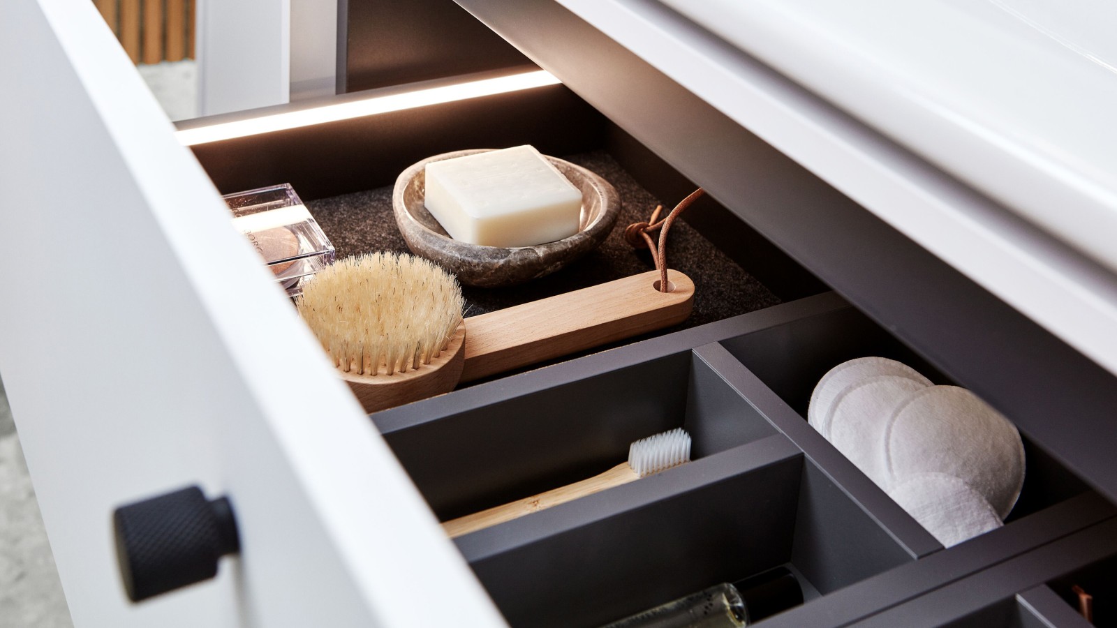 Open washbasin cabinet