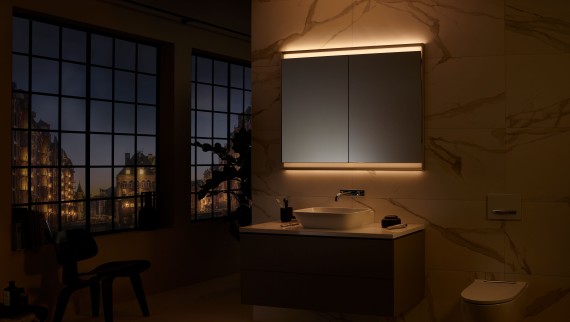 Night-time lighting in the bathroom