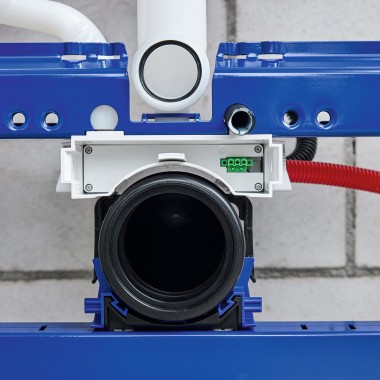 Geberit Power & Connect box during installation Geberit Power & Connect box during installation