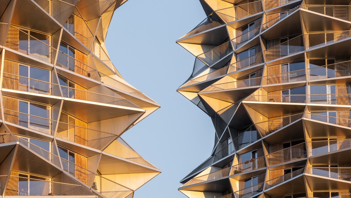 Each micro-apartment has its own balcony (© Rasmus Hjortshøj) Each micro-apartment has its own balcony (© Rasmus Hjortshøj)