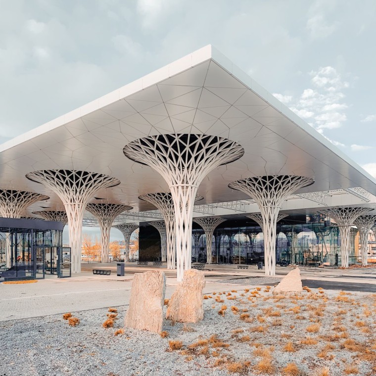 The rainwater from the roof is also used for the toilets (© Alek Małchowski) The rainwater from the roof is also used for the toilets (© Alek Małchowski)