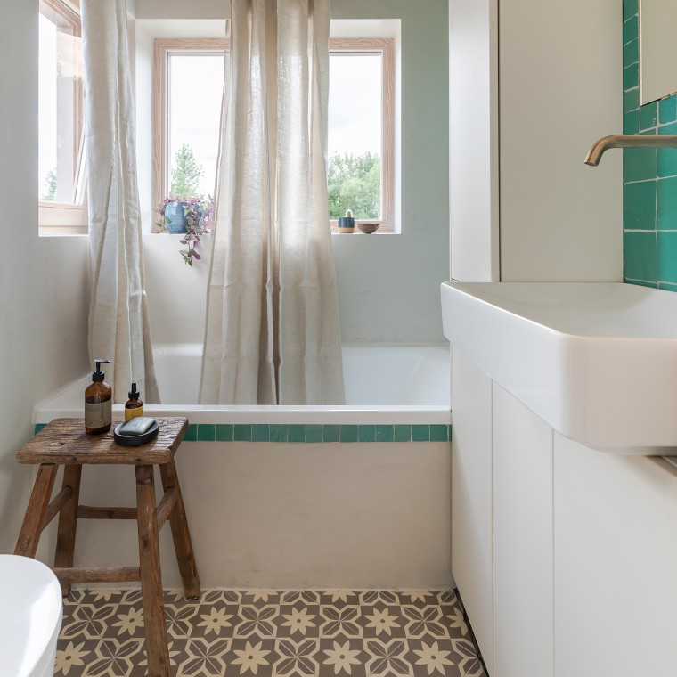 Le « tiny hammam » de Marjolein Jonker sur 4 m² (© Chiela van Meerwijk)