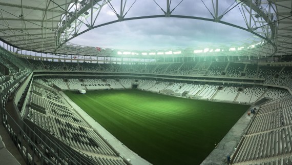 Vodafone Arena, Istanbul (Turquie) (© Kaan Verdioglu) Vodafone Arena, Istanbul (Turquie) (© Kaan Verdioglu)
