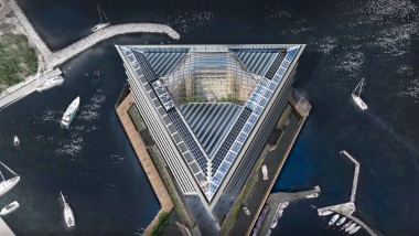 La structure triangulaire du toit et son dôme en verre doivent résister au vent et aux intempéries malgré leur emplacement exposé. ((©Foster&Partners))