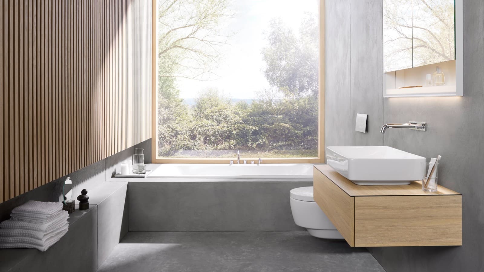 Salle de bains Renova avec baignoire Salle de bains Renova avec baignoire