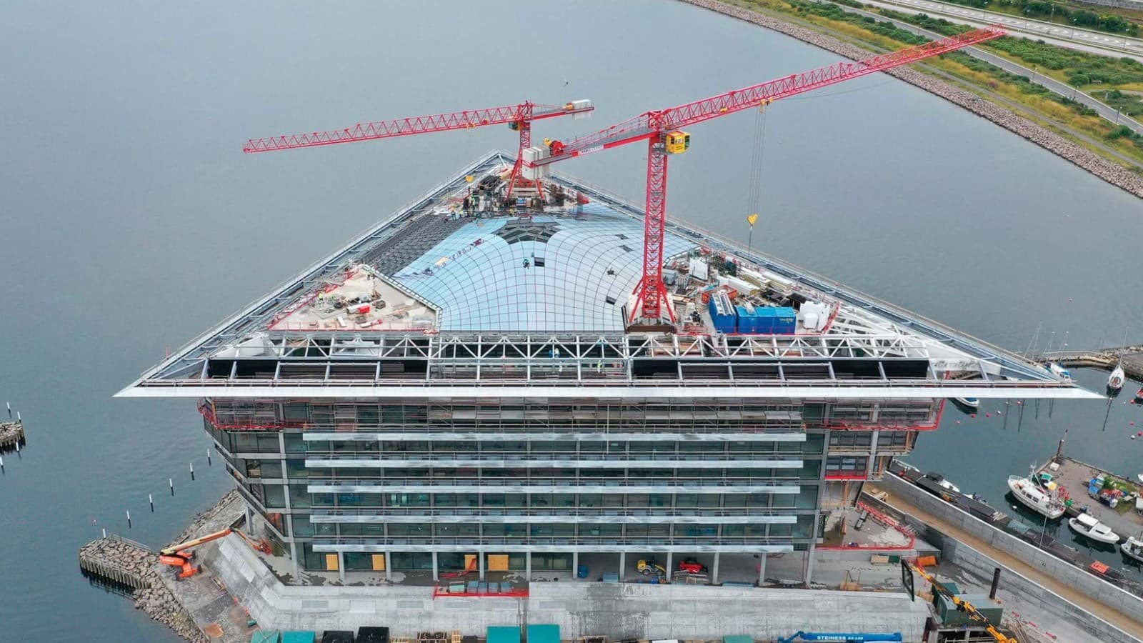 Le nouveau siège de la société pharmaceutique Ferring Pharmaceuticals en construction, Kastrup, Danemark Le nouveau siège de la société pharmaceutique Ferring Pharmaceuticals en construction, Kastrup, Danemark