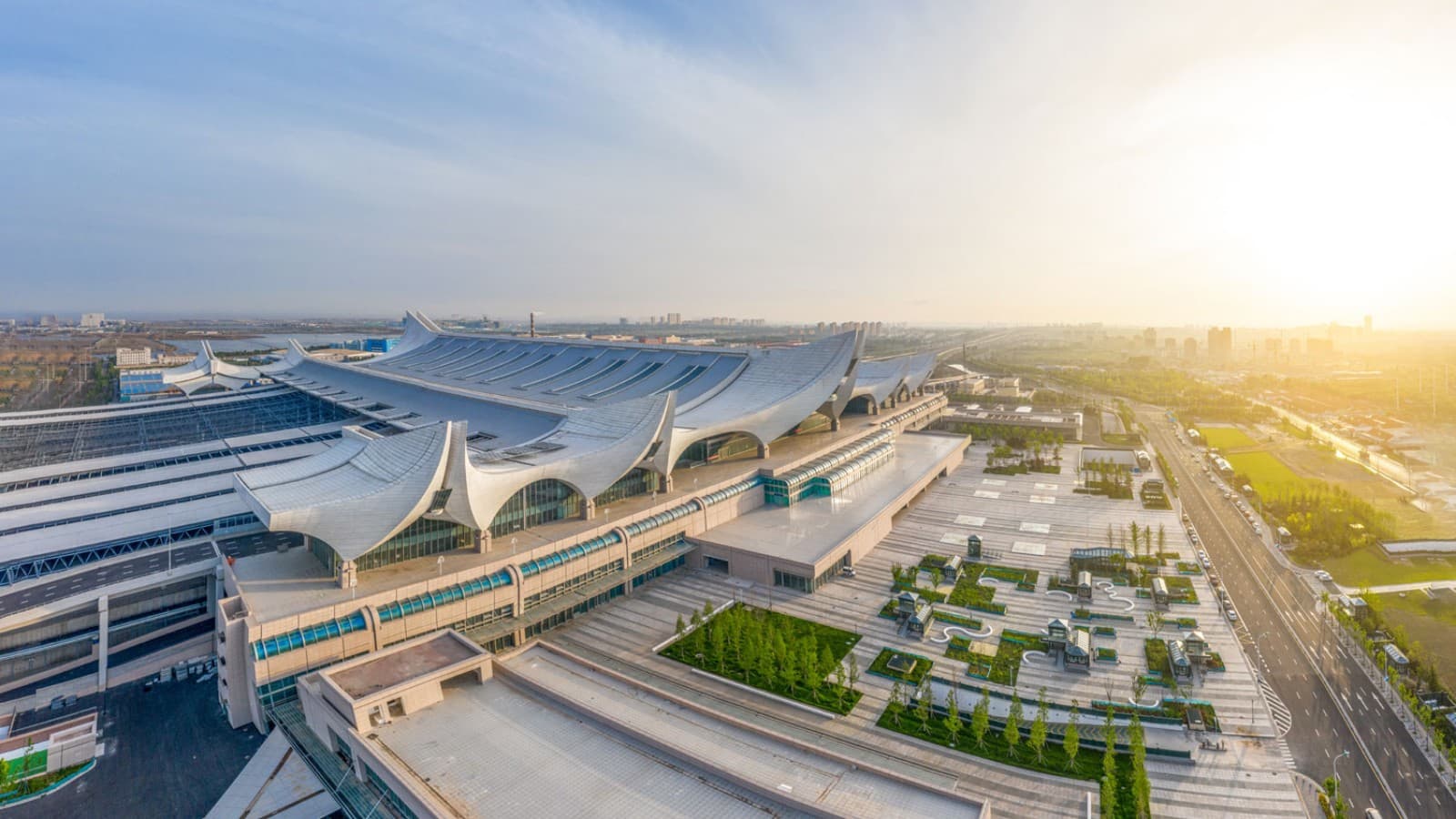 Deux grandes et huit petites vagues : la gare ondulante de Hongdao Deux grandes et huit petites vagues : la gare ondulante de Hongdao